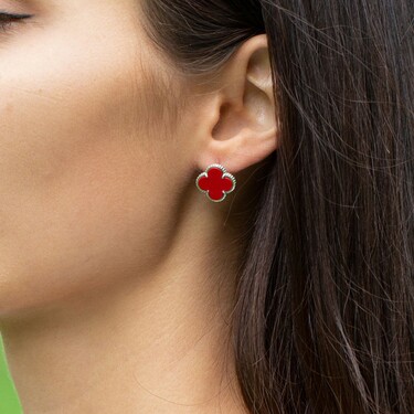Серебряные серьги Клевер / Четырехлистник с Натуральным красным Кораллом 12мм, англ., платирование