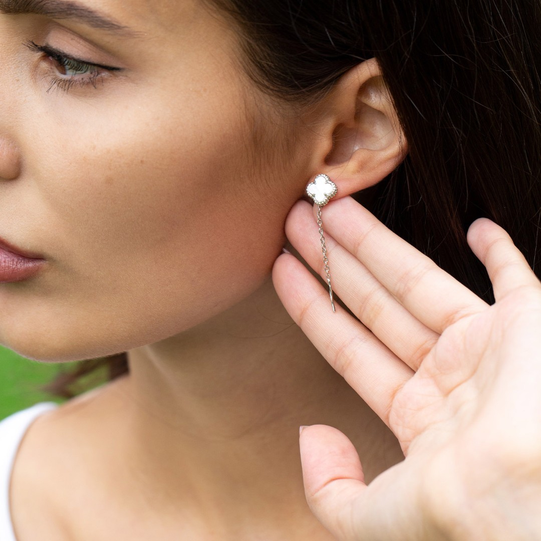 Серьги,Серебро,с вставкой Перламутр натуральный Белая цвета,с замком Протяжка,РОССИЯ