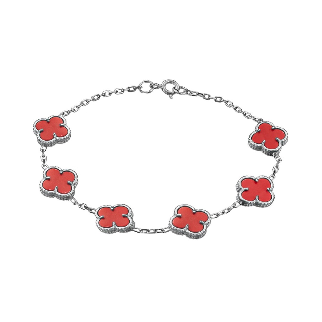 Серебряный браслет Клевер / Четырехлистник, вставка Натуральный красный Коралл 10мм, плаирование Браслет на руку,Серебро,Натуральный камень,с вставкой Коралл натуральный Красная цвета,с замком Кольцо,РОССИЯ