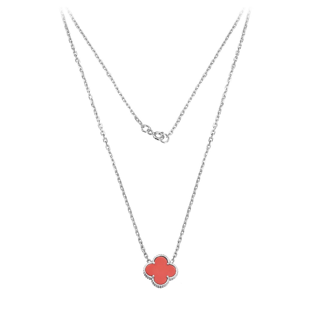 Колье,Серебро,с вставкой Коралл натуральный Красная цвета,с замком Карабинный,РОССИЯ