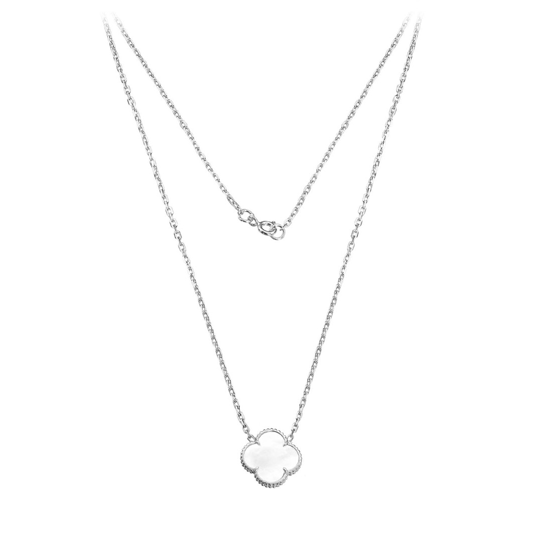 Колье,Серебро,с вставкой Перламутр натуральный Белая цвета,с замком Карабинный,РОССИЯ