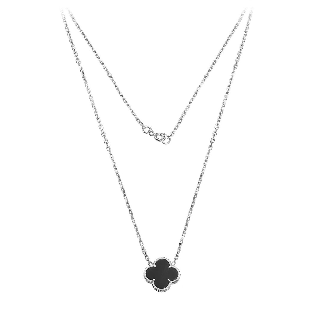 Колье,Серебро,с вставкой Оникс натуральный Черная цвета,с замком Карабинный,РОССИЯ