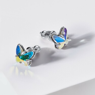 Серебряные серьги пусеты гвоздики Бабочки с кристаллом Premium, Северное сияние, родий