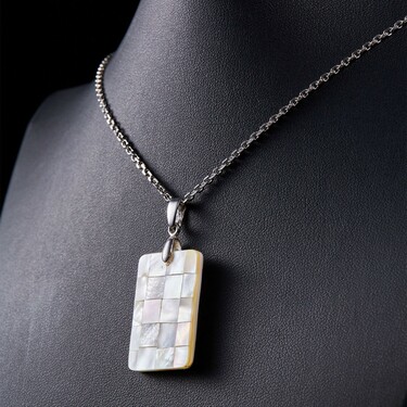 Серебряная прямоугольная подвеска с перламутром, мозаика