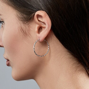 Серебряные фантазийные серьги Кольца / Конго / Круглые с алмазной гранью, диаметр 3 см, родирование