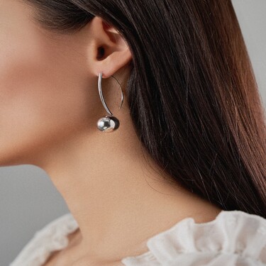 Серебряные серьги Шары 14мм, замок петля, родирование