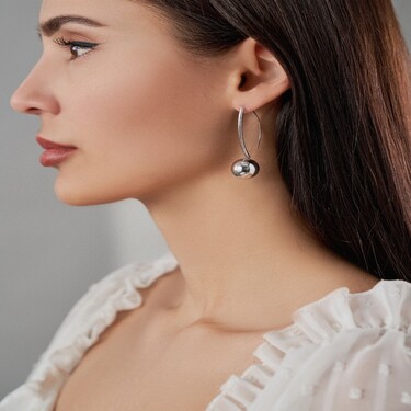 Серебряные серьги Шары 14мм, замок петля, родирование