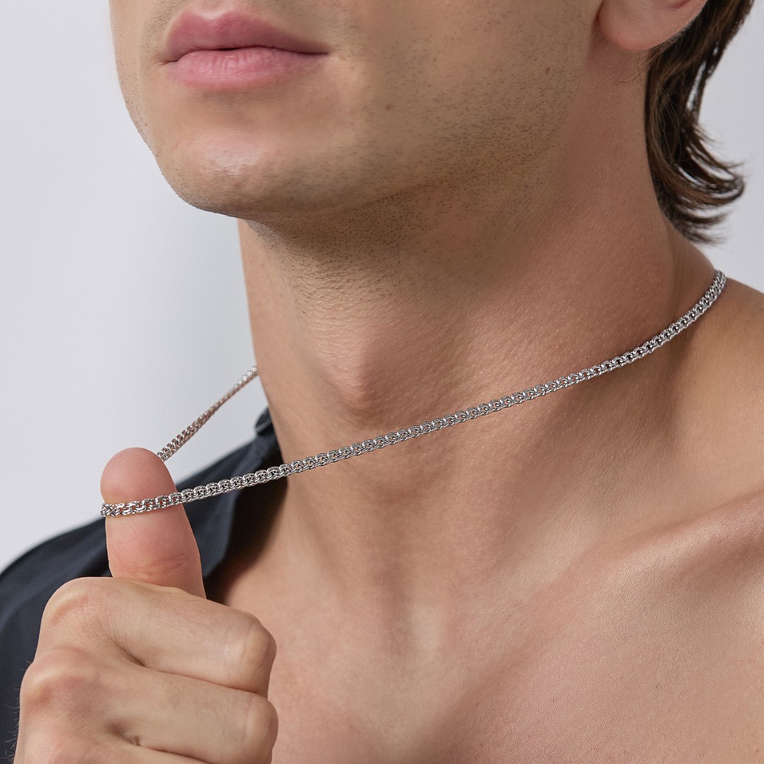 Серебряная цепочка, плетение Круглый Бисмарк с алмазной гранью, родирование, ~15 гр, ширина 3,5 мм Цепочка на шею,Серебро,с вставкой Без вставок,с замком Карабинный,РОССИЯ