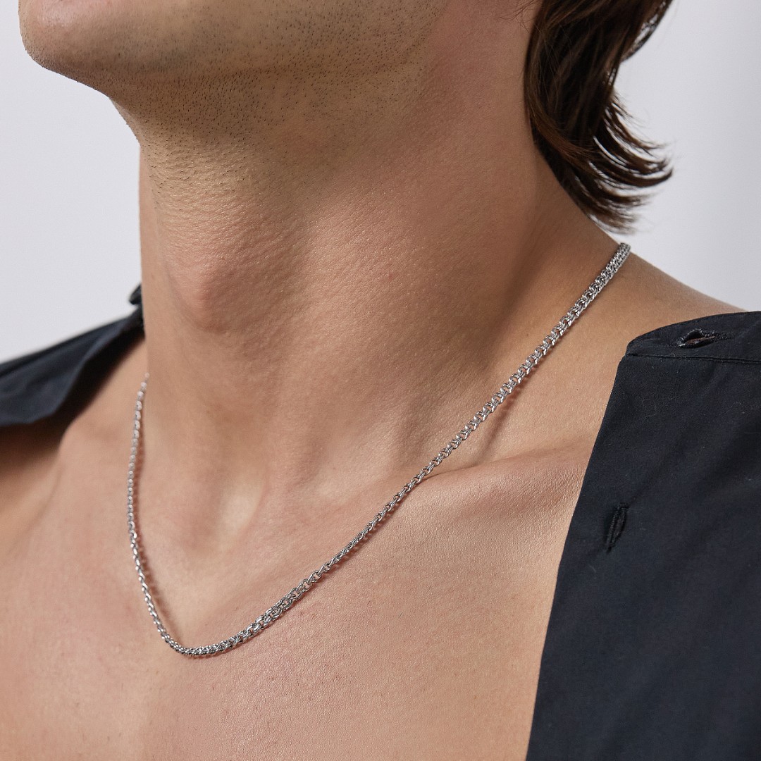 Серебряная цепочка, плетение Круглый Бисмарк с алмазной гранью, родирование, ~15 гр, ширина 3,5 мм Цепочка на шею,Серебро,с вставкой Без вставок,с замком Карабинный,РОССИЯ