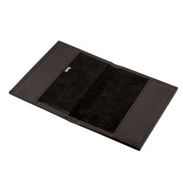 Кожаная обложка для паспорта на магните с серебряным гербом РФ коричневая