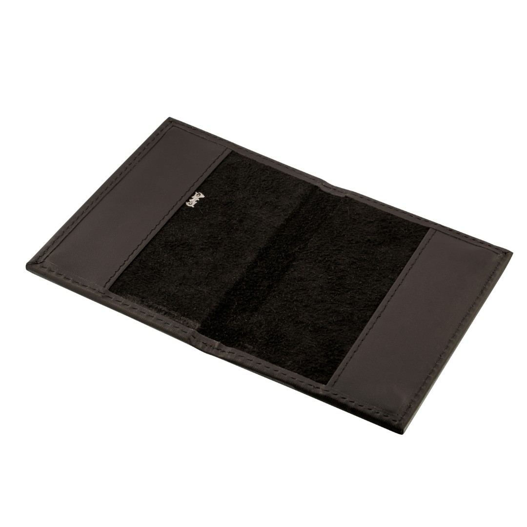 Кожаная обложка для паспорта на магните с серебряным гербом РФ коричневая РОССИЯ